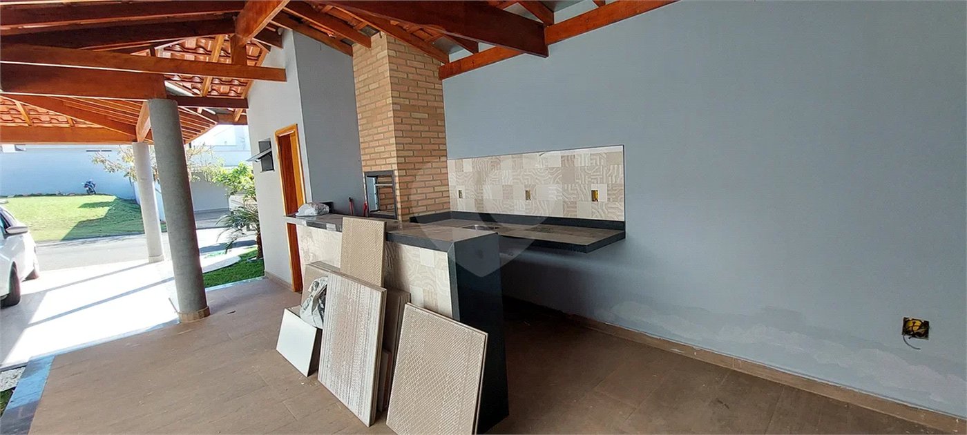 Casa à venda com 3 quartos, sendo 1 suíte,  no condomínio Residencial Mônaco, Piracicaba - SP