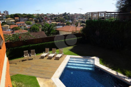 Casa de Vila à venda com 5 quartos, sendo 3 suítes, em Morumbi, São Paulo, SP