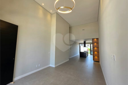 Casa Térrea 3 suítes e Closet no Residencial Villeneuve!