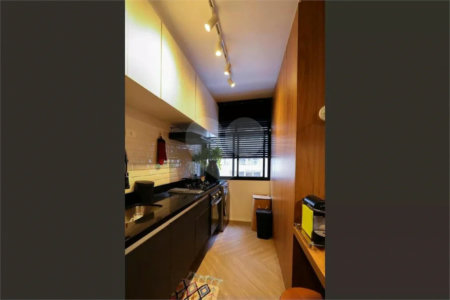 Apartamento à venda na Vila Nova Conceição, mobiliado pronto para morar com varanda e 1 vaga
