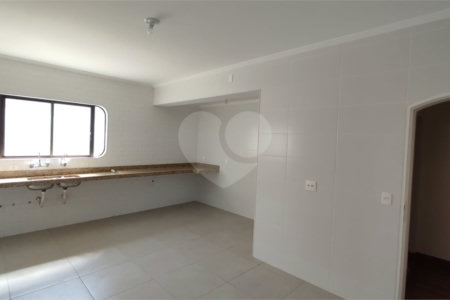 Apartamento de 3 dormitórios à Venda - Jardim Bethânia