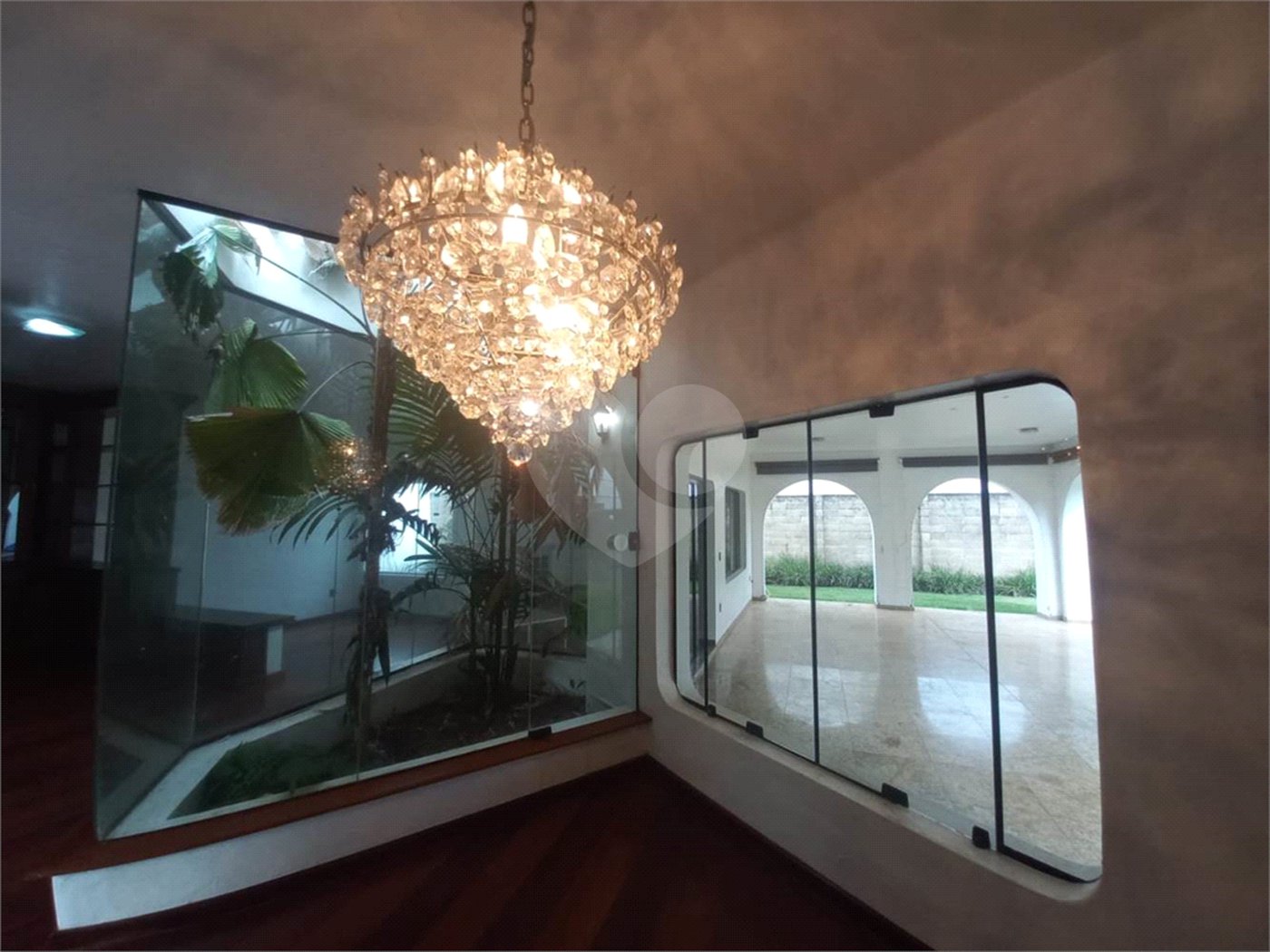 Casa térrea no Condomínio Faber I.