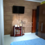 Casa Térrea com 3 dormitórios, sendo 1 suíte.