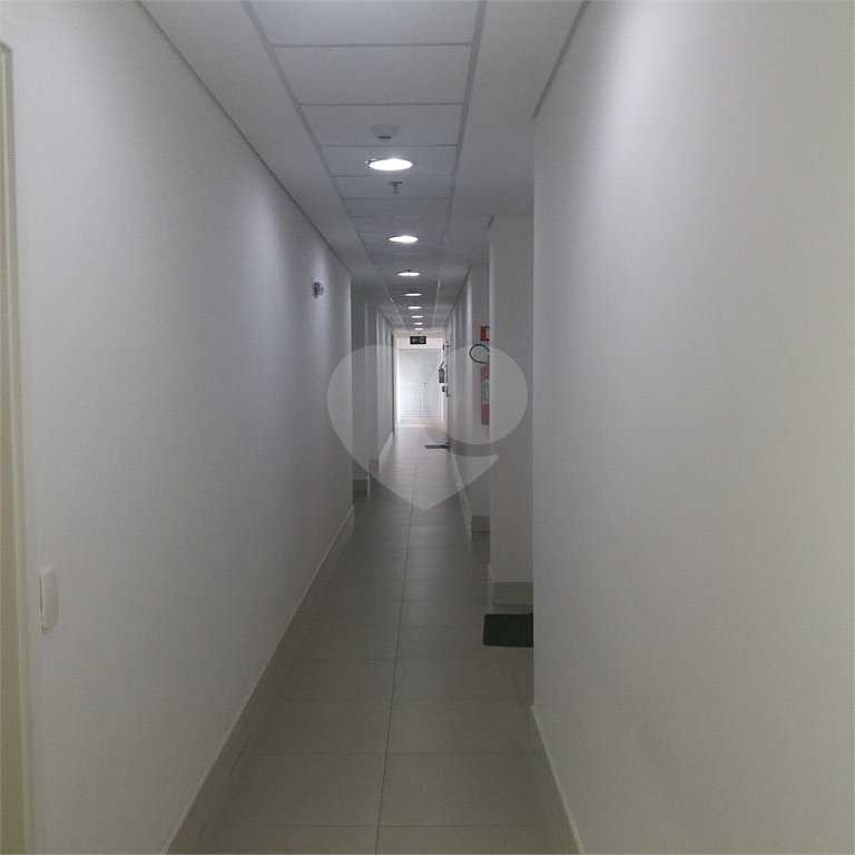 Sala comercial, nova, para venda ou locação, junto à Estação Vergueiro do Metrô