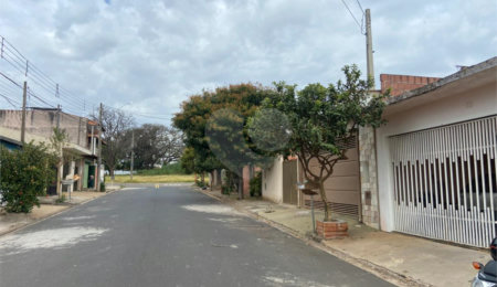 Casa à venda com 2 quartos, sendo 1 suíte,  em Conjunto Habitacional Dom Constantino Amstalden, São Carlos, SP