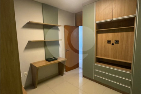 Indaiatuba- Vila Aurora -Condomínio Palm Tree Residence -Venda e Locação - R$ 7.000,00 - condominio - R$ 877,44- IPTU - R$ 211,64 - Pavimento Térreo: Sala de estar, sala de jantar, wc, cozinha, área de serviço, despensa. Pavimento Superior: Suíte com varanda e closet, 02 dormitórios e wc.social