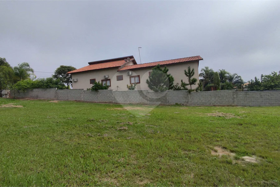 Terreno de 1000 metros quadrados, no Recanto das Águas de São Pedro...