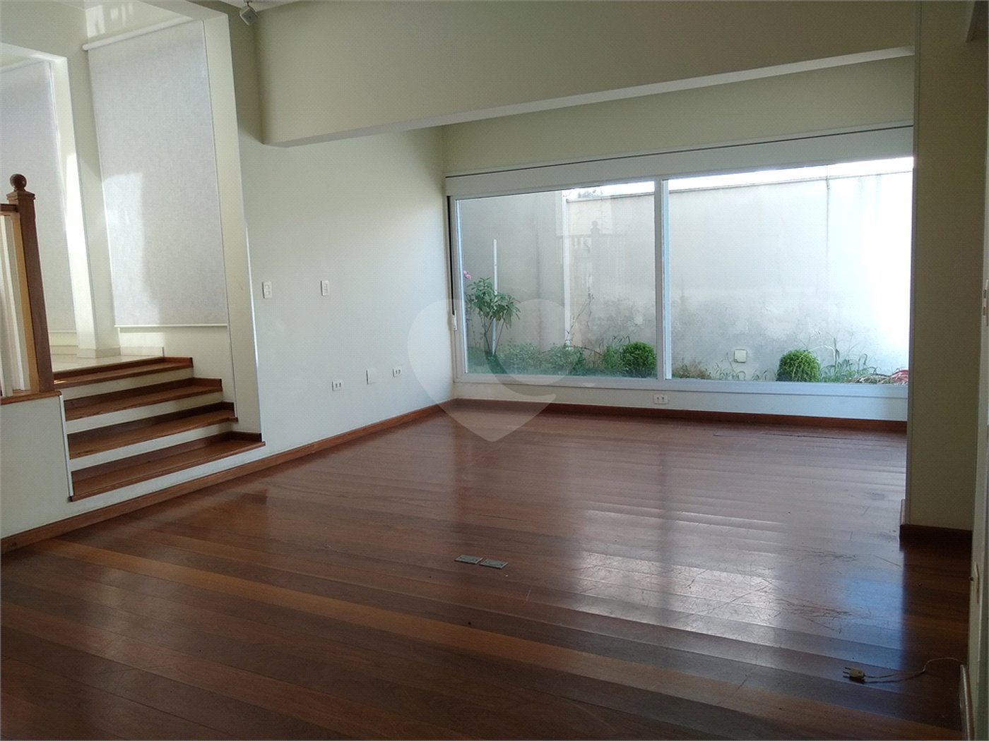 Casa à venda na Saúde c/293m2 - 4 Suítes/4 Salas/3 Vagas na garagem