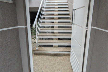 Sobrado Novo à Venda em Mirandópolis | 332 m² | 4 Dormitórios Suítes | 6 Vagas de Garagem