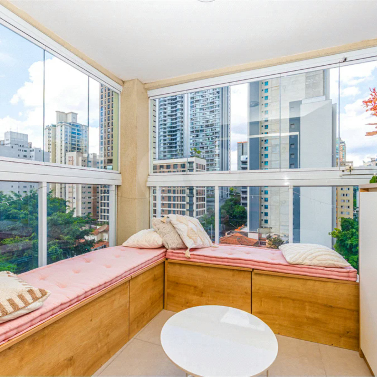 Apartamento à venda com 2 quartos, sendo 1 suíte, em Brooklin, São Paulo, SP