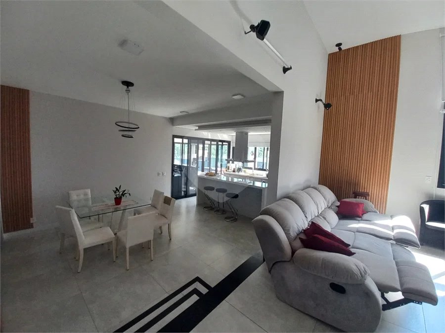 Casa à venda no Condominio Terras de Santa Teresa, Itupeva-SP.