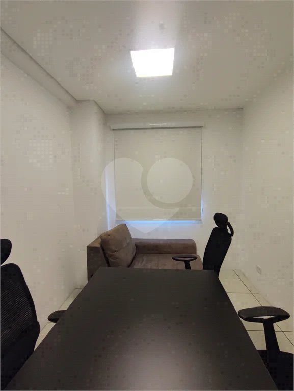 Excelente conjunto comercial para locação com 38 m², 2 salas com varanda e 1 vaga no Ipiranga!