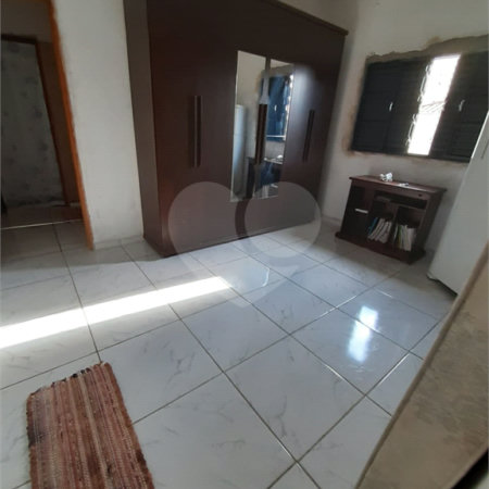 Casa no Antenor Garcia