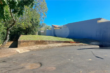 Terreno à venda no Parque Fehr – Segurança, qualidade de vida e natureza em perfeita harmonia!