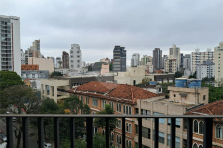 Studio de 25m² mobiliado e com varanda condomínio com lazer Vila Mariana