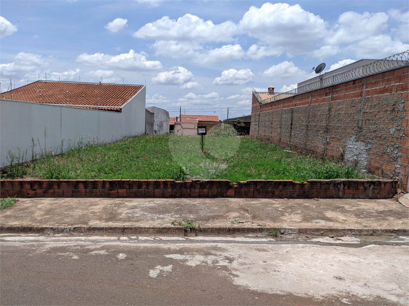 Terreno no Jardim Embare
