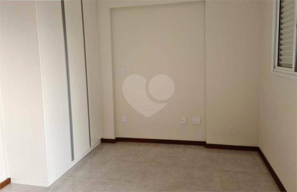 Apartamento no Condomínio Via Campus.