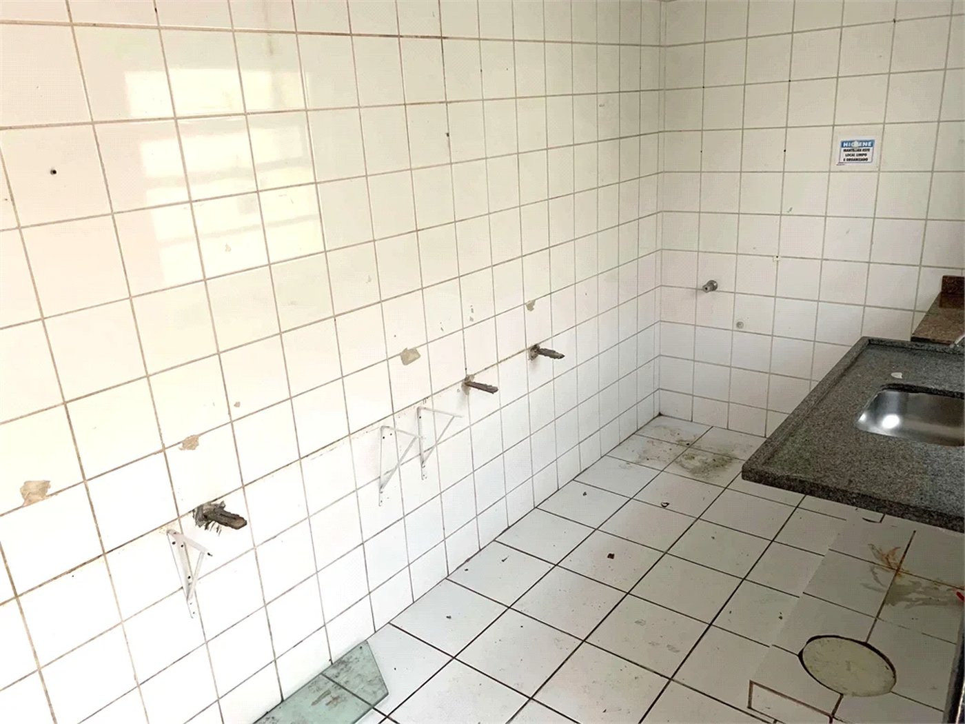 Aluga-se loja de rua, 230 m2, no Portal do Morumbi