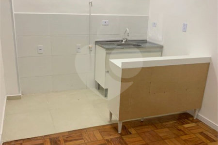 Apartamento á venda no Centro de São Paulo de 26m² com 1 dormitório