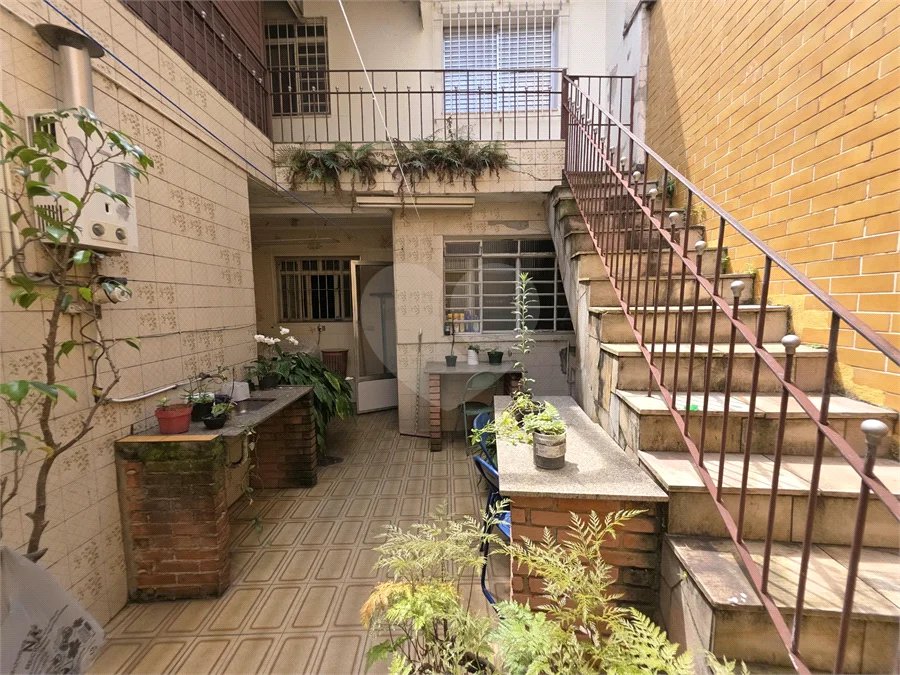 SANTANA - CASA COM 2 MORADIAS - 10m DE FRENTE - 3 VAGAS