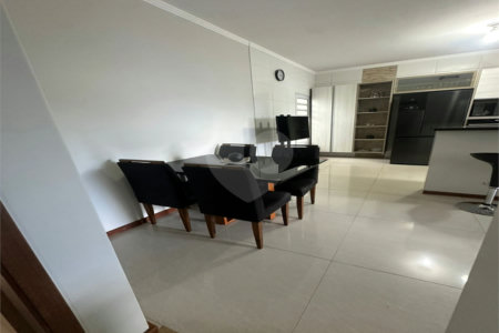 Casa térrea 2 quartos 1 suíte e piscina. Jardim Embaré