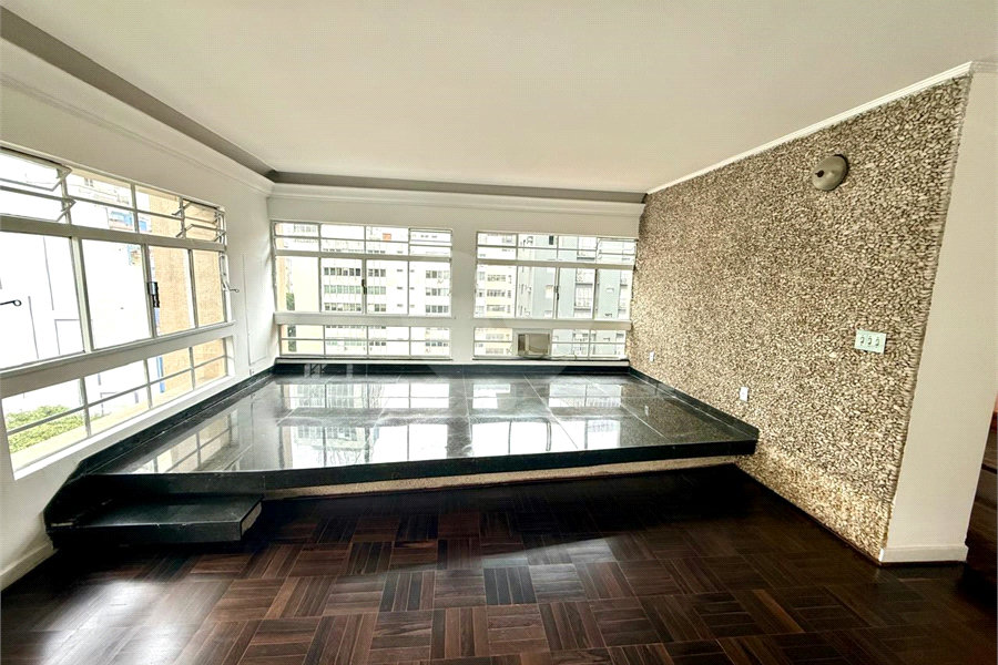 Amplo Apartamento no Paraíso!