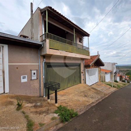 Venda de Sobrado Jardim Medeiros Prolongamento.