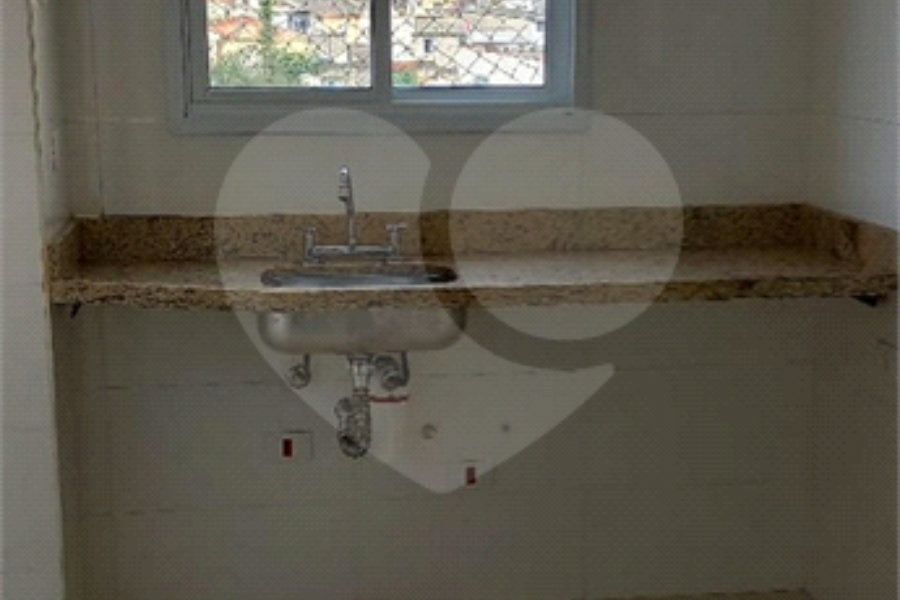 Apartamento com sacada - metrô Tucuruvi - NOVO