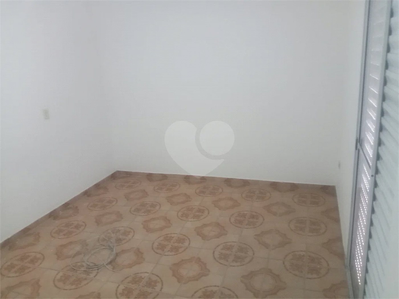 Casa com 180m², 3 quartos (1 suíte) e 5 vagas de garagem, à venda em São Mateus