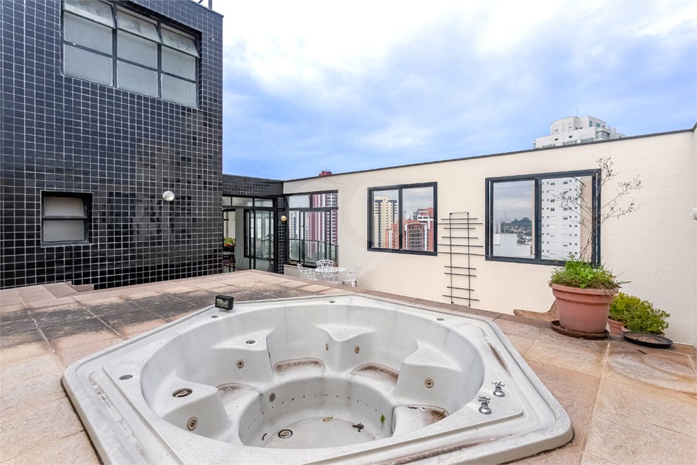 Apartamento à venda com 3 suítes em Vila Mascote, São Paulo, SP
