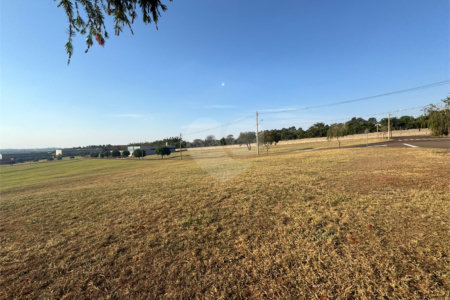 Terreno á venda, em Parque Tecnológico Damha II, em São Carlos.