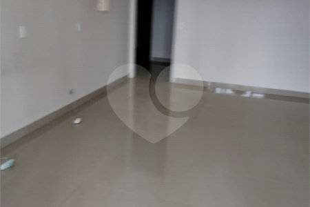 Indaiatuba- Recreio Internacional Viracopos - Terreno com 1000 ms - construido 200 ms - Sobrado com 3 dorms, 1 suite, Ar condicionado nos quartos e sala, cozinha com armários, cooktop, ampla varanda - Quiosque com churrasqueira e piscina , playground, garagem, deposito - R$ 1.500.000,00 - não ace
