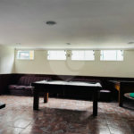 Vende-se Apartamento de 2 Quartos com Sacada na Vila Mascote