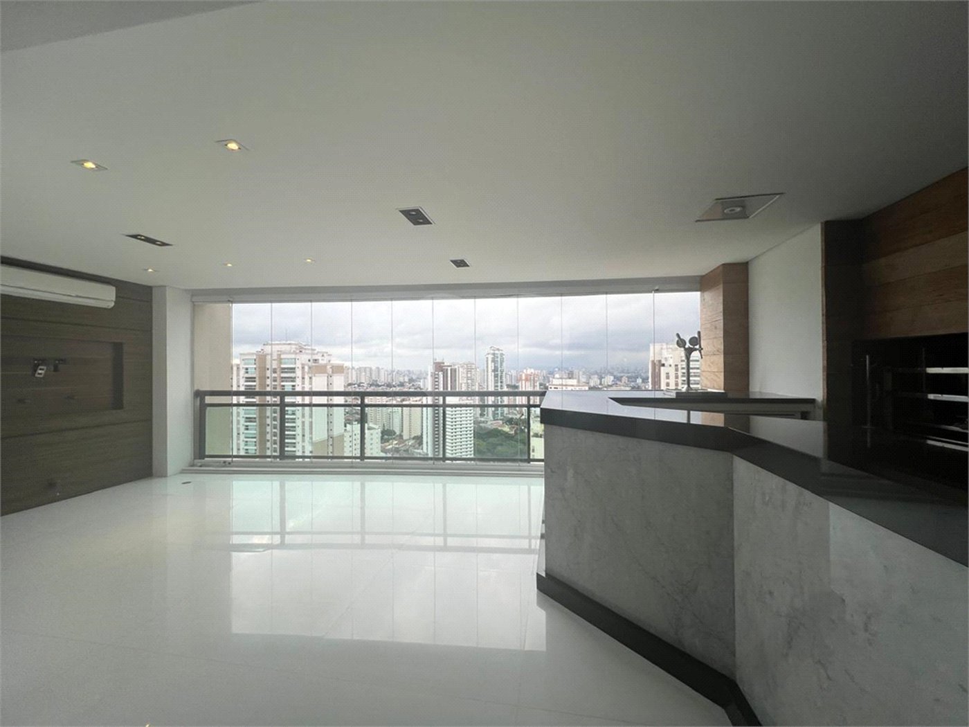 COBERTURA CONDOMÍNIO WELCOME TATUAPÉ 345 M2 - 4 SUÍTES E 5 VAGAS