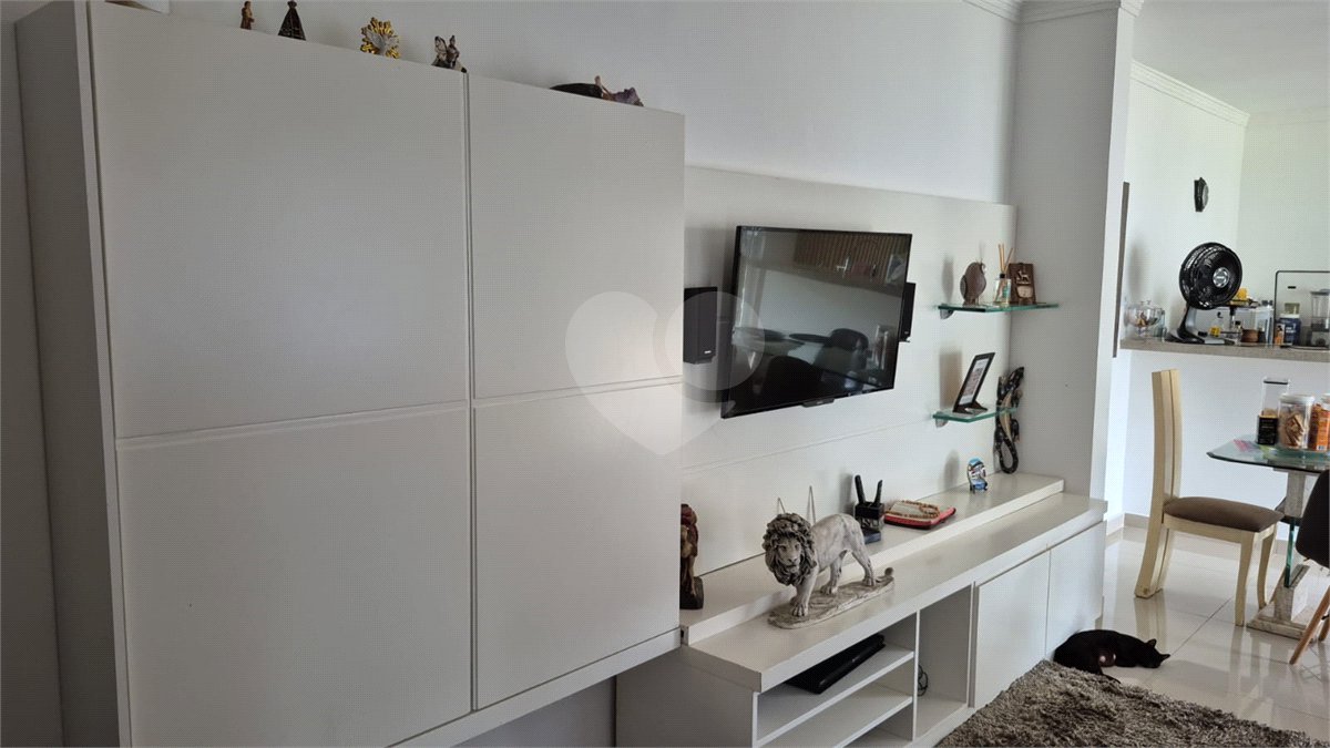 Casa Terreá com 3 suítes a Venda em Atibaia