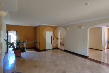 Apartamento de 3 dormitórios à Venda - Jardim Bethânia
