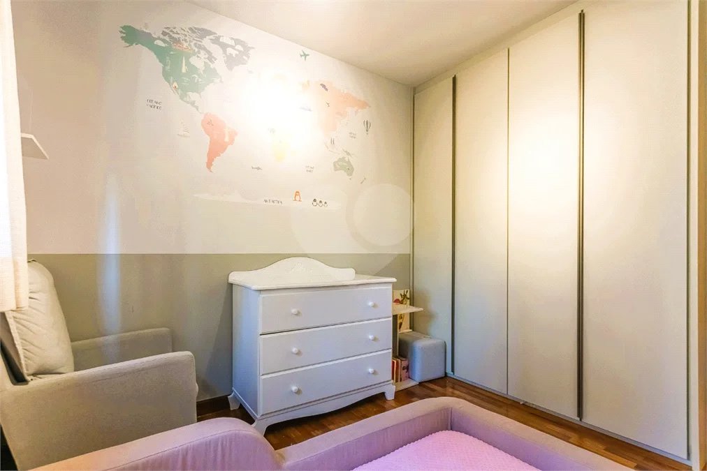 Vila Clementino - Apartamento reformado | 186 m² | 3 suítes | 3 vagas livres