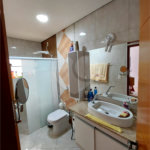 Casa residencial com ponto comercial a venda no Centro