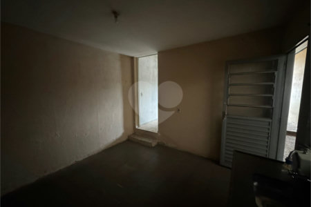 Casa á venda, em Cidade Aracy, São Carlos.