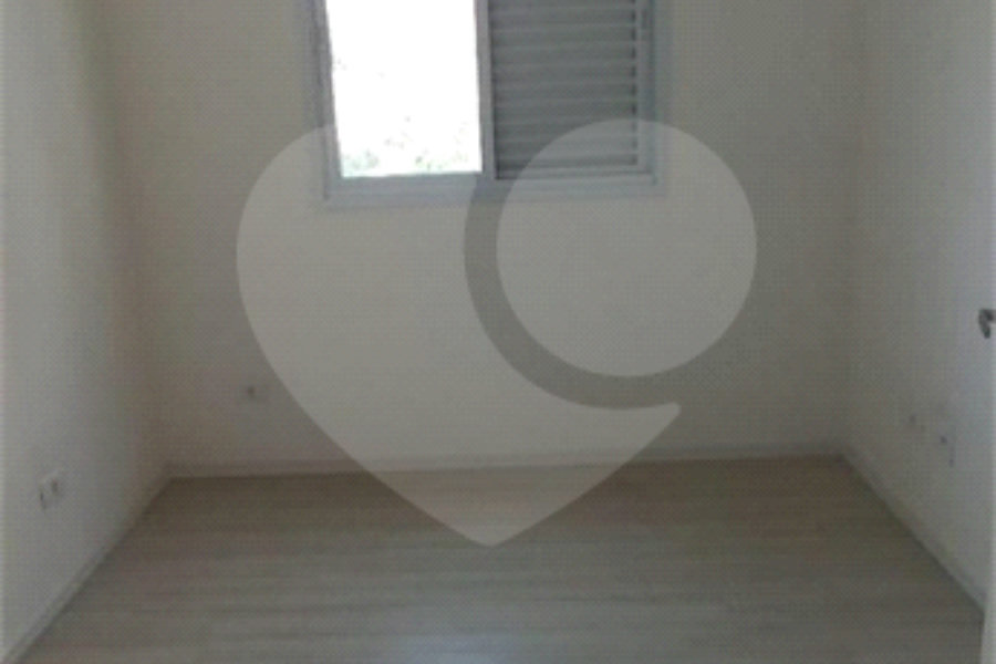 Apartamento com sacada - metrô Tucuruvi - NOVO