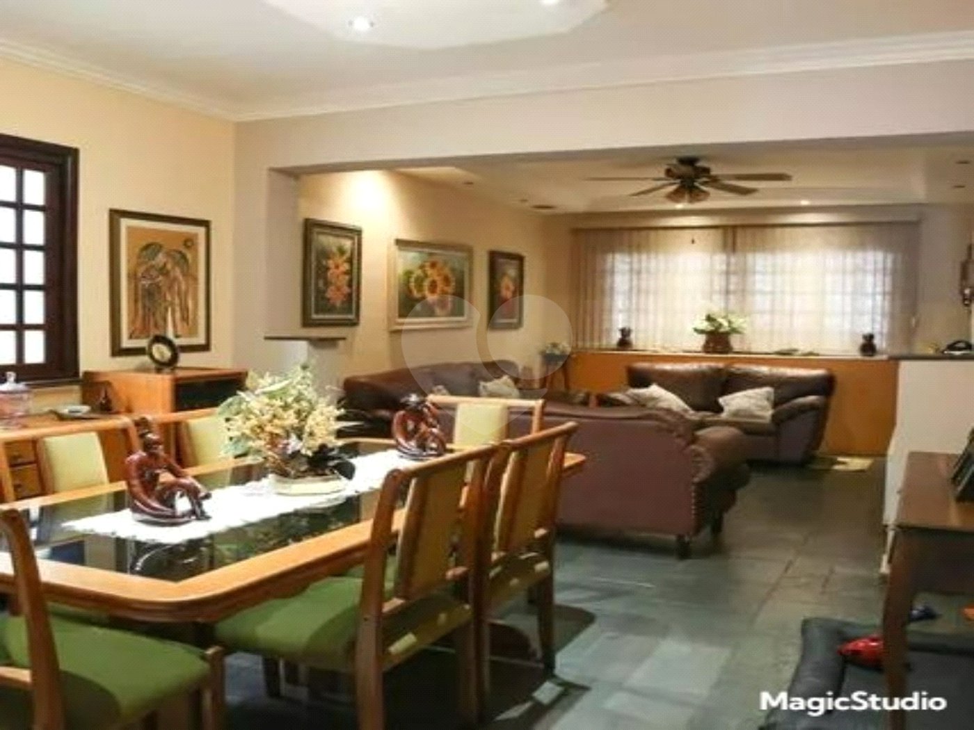 Casa com 120m² , 4 dormitórios , sendo 1 suíte , 3 vagas de garagem , à venda no Jabaquara.