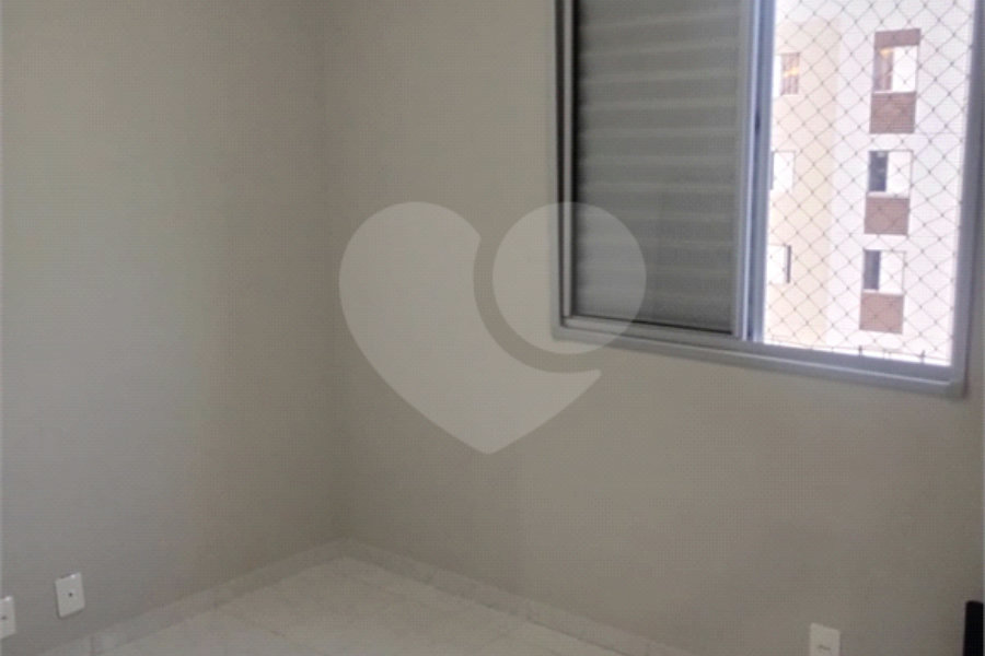 JARAGUÁ – FIT JARAGUÁ. Apartamento lindinho, em condomínio praticamente novo, super organizado e agradável, em local tranquilo com vista livre.