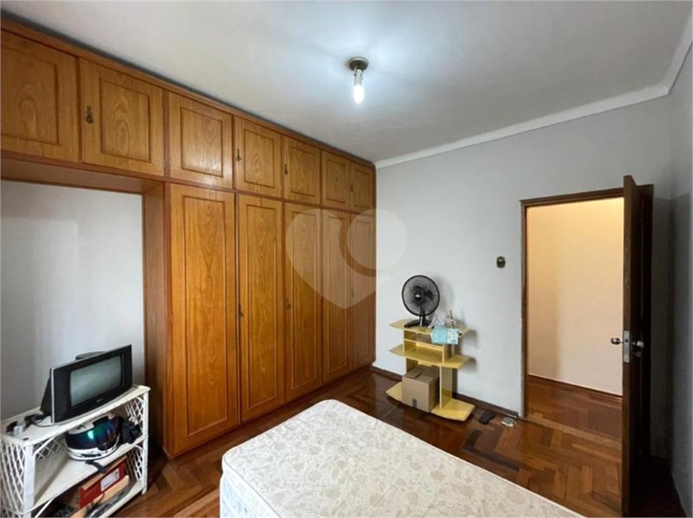 Casa térrea para venda no bairro Vila Xavier em Araraquara/SP.