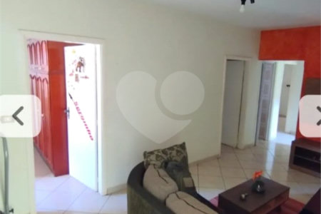 Casa térrea para venda no bairro Vila Carmem