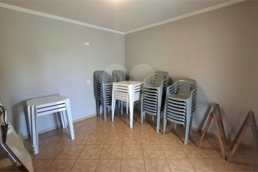 Chácara à venda – Excelente oportunidade dentro da cidade para investir ou para morar!