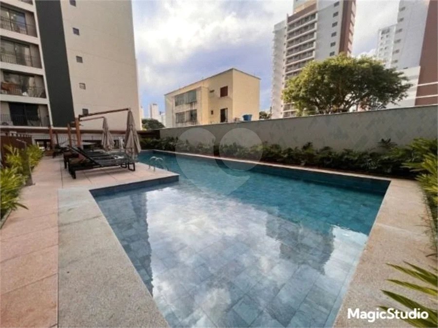 Apartamento com 27m², 1 dormitório, à venda na Vila Olímpia.