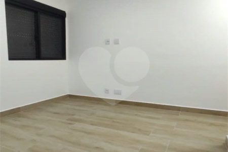 Sobrado à venda na Vila Carrão, 3 quartos (1 suíte)