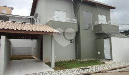 Casa de Vila à venda com 3 suítes em João XXIII, Vinhedo, SP