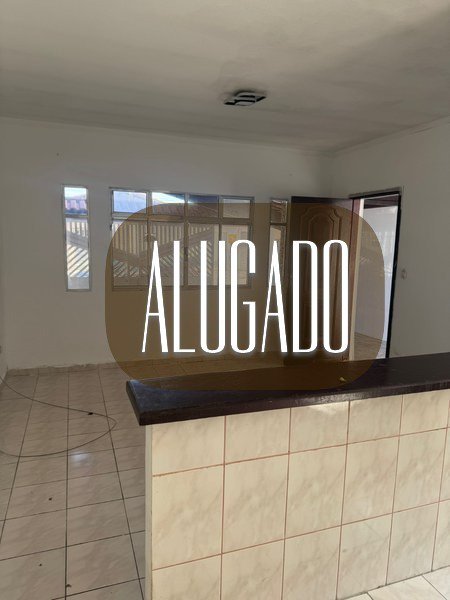 🏡 Casa para Locação a Apenas 200 Metros da Praia – Solemar
