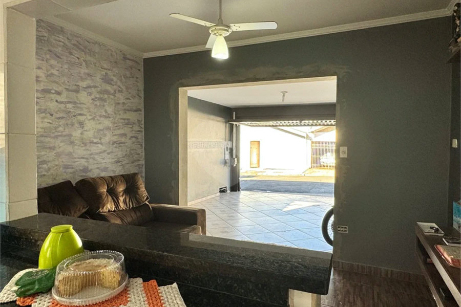 Aconchegante casa térrea com 2 quartos , à venda em Santa Terezinha - Piracicaba - SP.